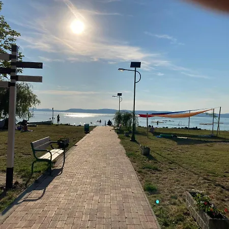 度假居 Sa-lak Balatonszárszó